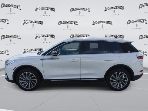 Used 2023 Lincoln Corsair Reserve w/ Equipment Group 201A FWD image 2