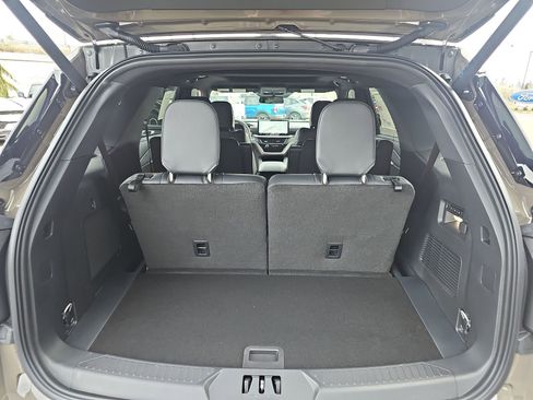 New 2026 Ford Explorer Tremor w/ Tremor Ultimate Package AWD/4WD image 17