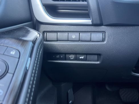 New 2026 Nissan Rogue SV image 12