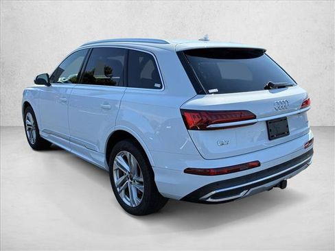 Used 2023 Audi Q7 2.0T Premium w/ Towing Package AWD/4WD image 7