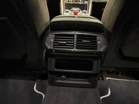 Used 2023 Lamborghini Urus Performante image 35