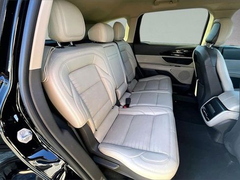 Used 2024 Lincoln Nautilus Reserve image 24