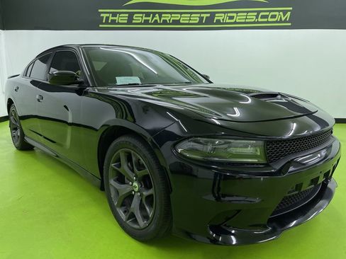 Used 2019 Dodge Charger GT image 2