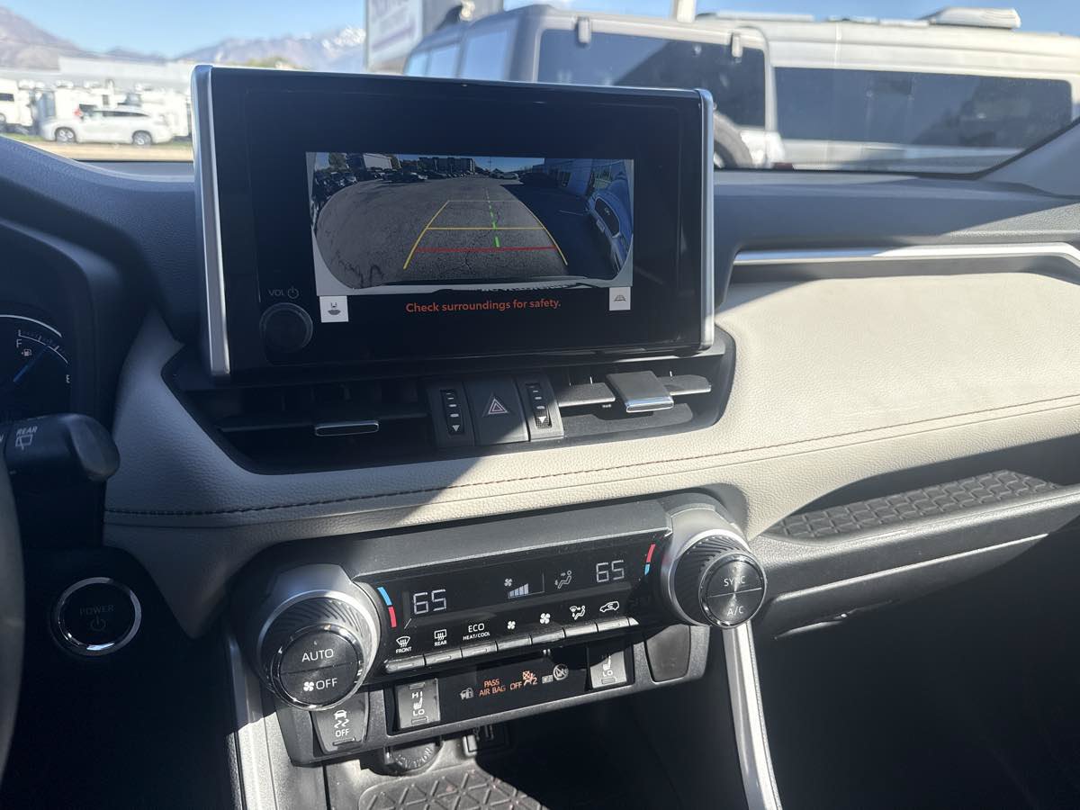 Used 2023 Toyota RAV4 XLE Premium AWD/4WD image 30