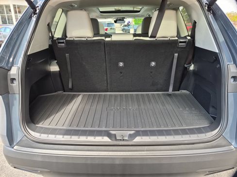 Used 2025 Toyota Grand Highlander AWD Hybrid image 34