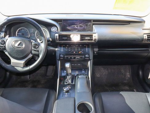 Used 2014 Lexus IS 350 AWD image 11