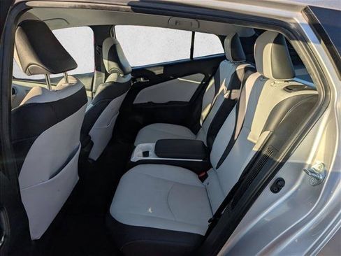 Used 2017 Toyota Prius Prime Advanced image 18