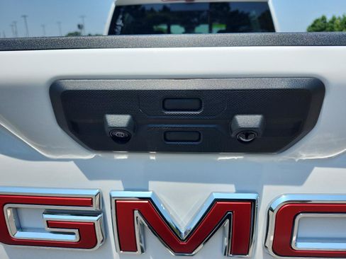 Used 2026 GMC Sierra 2500 AT4X AWD/4WD image 14