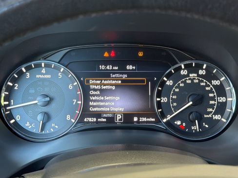Used 2022 INFINITI QX80 Sensory w/ Cargo Package AWD/4WD image 36