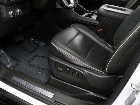 Certified 2023 GMC Yukon SLT image 25