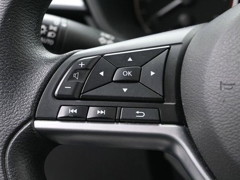 Used 2024 Nissan Altima 2.5 SV image 22