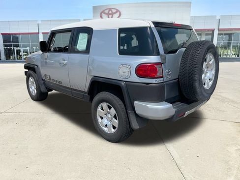 Used 2008 Toyota FJ Cruiser 4WD image 3