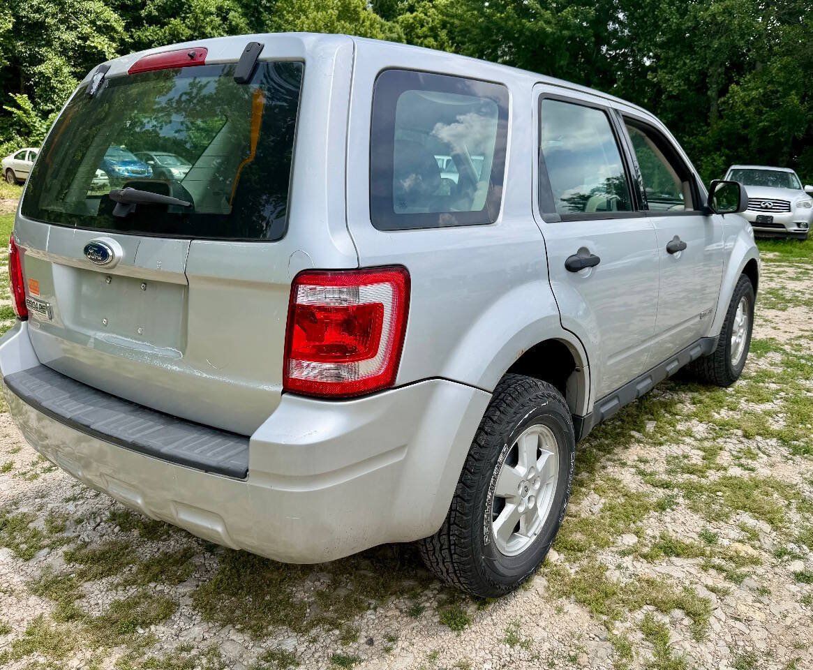Used 2008 Ford Escape XLS FWD image 2