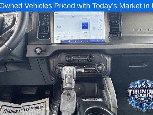 Used 2024 Ford Bronco Everglades AWD/4WD image 25