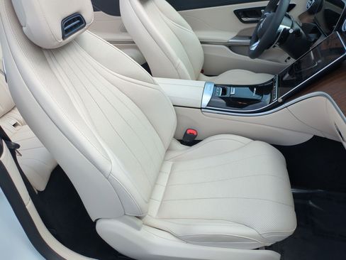 Used 2026 Mercedes-Benz CLE 53 AMG 4MATIC Cabriolet image 35