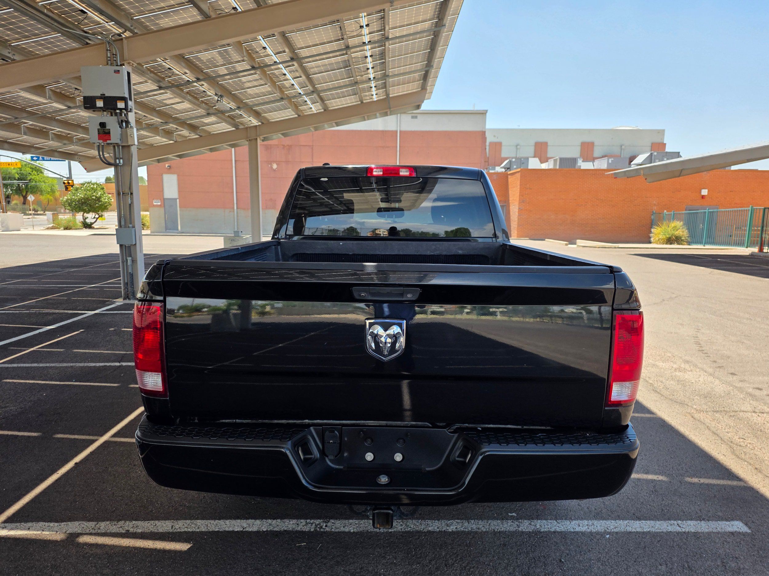 Used 2018 RAM 1500 Express RWD image 4