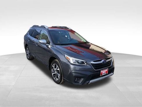 Used 2020 Subaru Outback Touring XT image 3