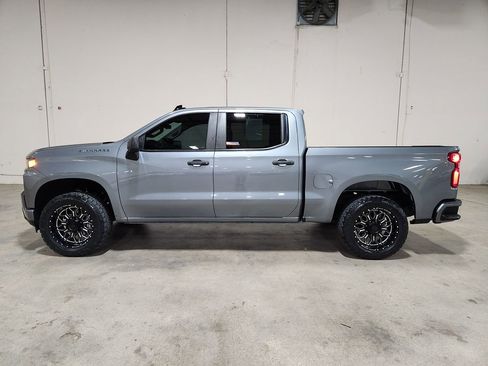 Used 2022 Chevrolet Silverado 1500 Custom w/ Safety Confidence Package image 7