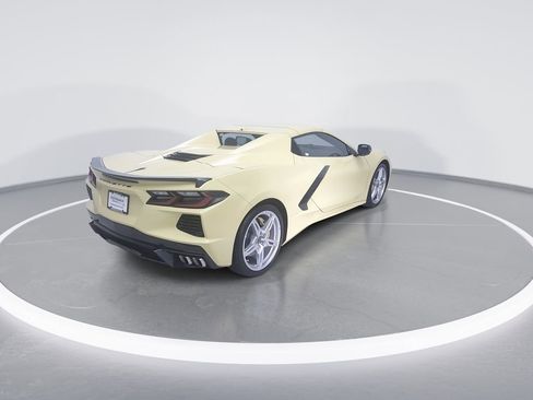 Used 2022 Chevrolet Corvette Stingray Preferred Conv w/ Battery Protection Package RWD image 8