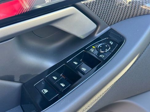 New 2025 BMW i5 M60 w/ Premium Package image 18