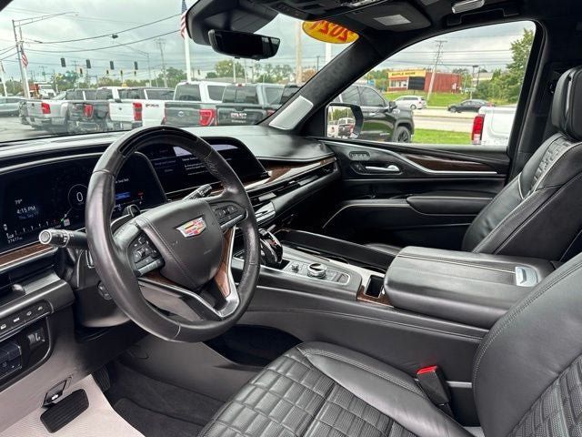 Used 2021 Cadillac Escalade Sport Platinum AWD/4WD image 9