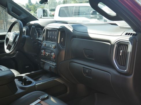 Used 2020 GMC Sierra 1500 AT4 w/ AT4 Premium Package AWD/4WD image 28