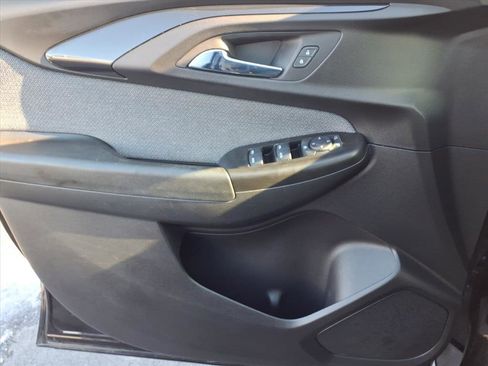 Used 2023 Chevrolet TrailBlazer LT image 23