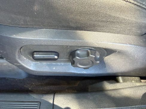 Used 2013 Ford Flex SE FWD image 16