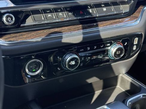 Used 2023 GMC Sierra 1500 Elevation w/ LPO, GMC Protection Package image 27