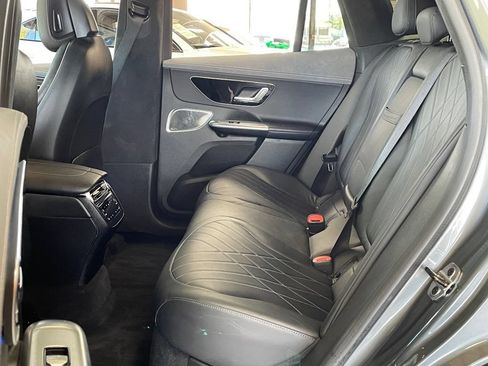 Used 2023 Mercedes-Benz EQE 500 4MATIC SUV image 16