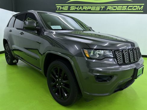 Used 2018 Jeep Grand Cherokee Altitude AWD/4WD image 2
