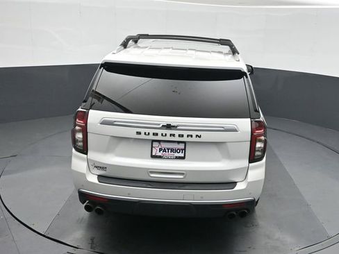 Used 2023 Chevrolet Suburban High Country AWD/4WD image 35