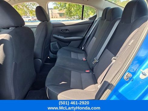 Used 2024 Nissan Sentra SV FWD image 11
