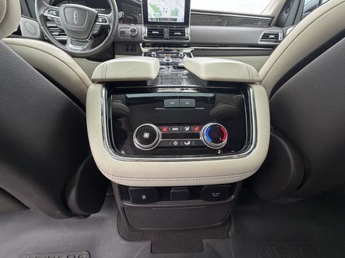 Used 2018 Lincoln Navigator Black Label AWD/4WD image 30
