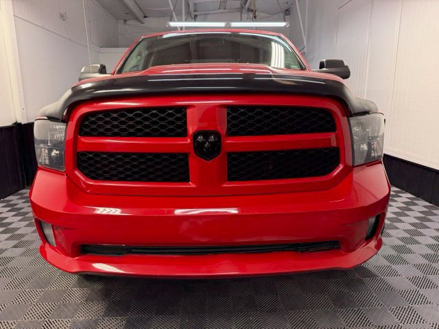 Used 2018 RAM 1500 Express w/ Express Value Package AWD/4WD image 2