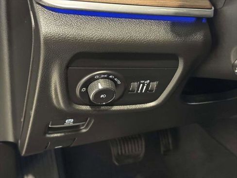 Certified 2023 Jeep Grand Cherokee Summit image 24