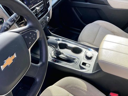 Certified 2023 Chevrolet Traverse LS image 16