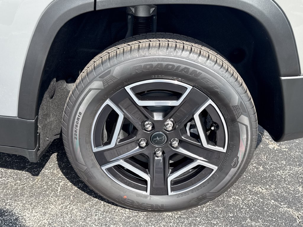 Used 2026 Jeep Cherokee Limited AWD/4WD image 7