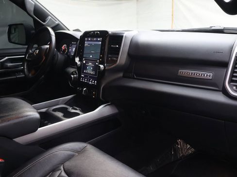 Used 2022 RAM 1500 Big Horn AWD/4WD image 14