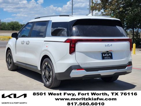 New 2026 Kia Carnival EX FWD image 4
