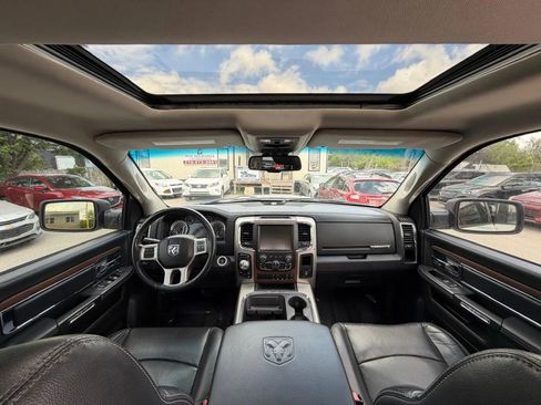 Used 2016 RAM 1500 Laramie w/ Convenience Group image 8