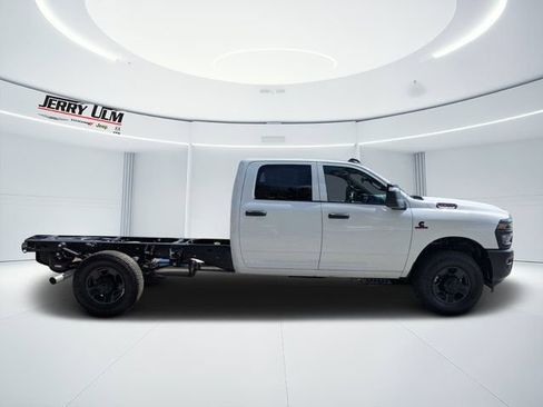 New 2026 RAM 3500 Tradesman AWD/4WD image 2
