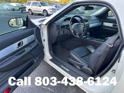 Used 2002 Ford Thunderbird RWD image 5