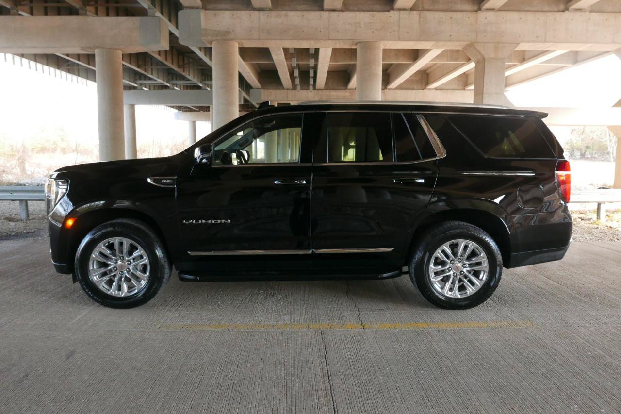 Used 2022 GMC Yukon SLT w/ SLT Premium Package AWD/4WD image 34