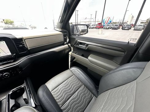 Used 2024 Chevrolet Silverado 1500 ZR2 w/ Technology Package AWD/4WD image 15
