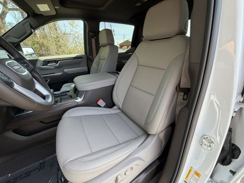 New 2026 GMC Sierra 1500 SLT w/ SLT Premium Plus Package image 22