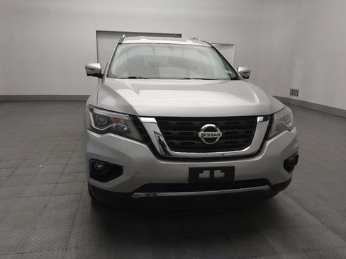 Used 2018 Nissan Pathfinder SL AWD/4WD image 14