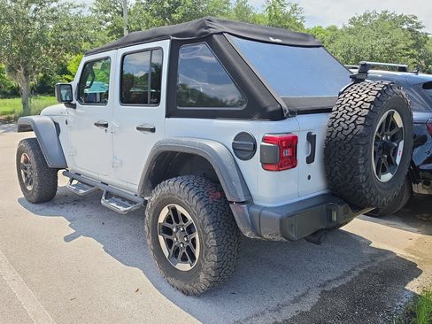 Used 2019 Jeep Wrangler Unlimited Rubicon AWD/4WD image 5