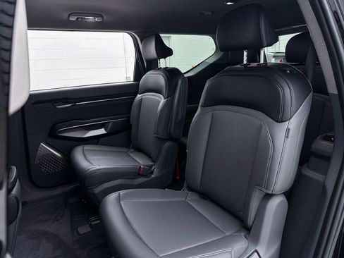 Used 2024 Kia EV9 Light Long Range image 27