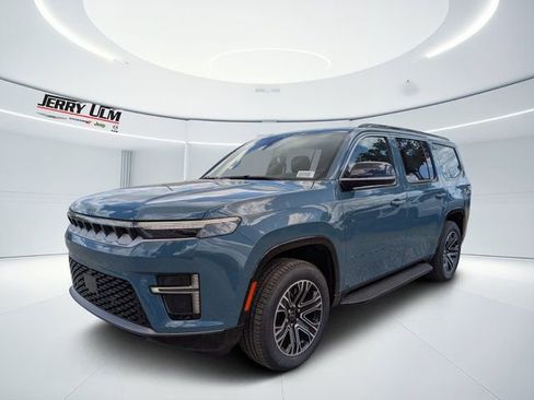 New 2026 Jeep Grand Wagoneer 2WD w/ 8-Passenger Seating Package image 7